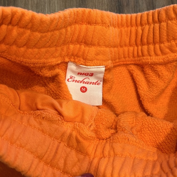 Enchante Daniel Ricciardo Formula 1 shorts - Picture 4 of 5